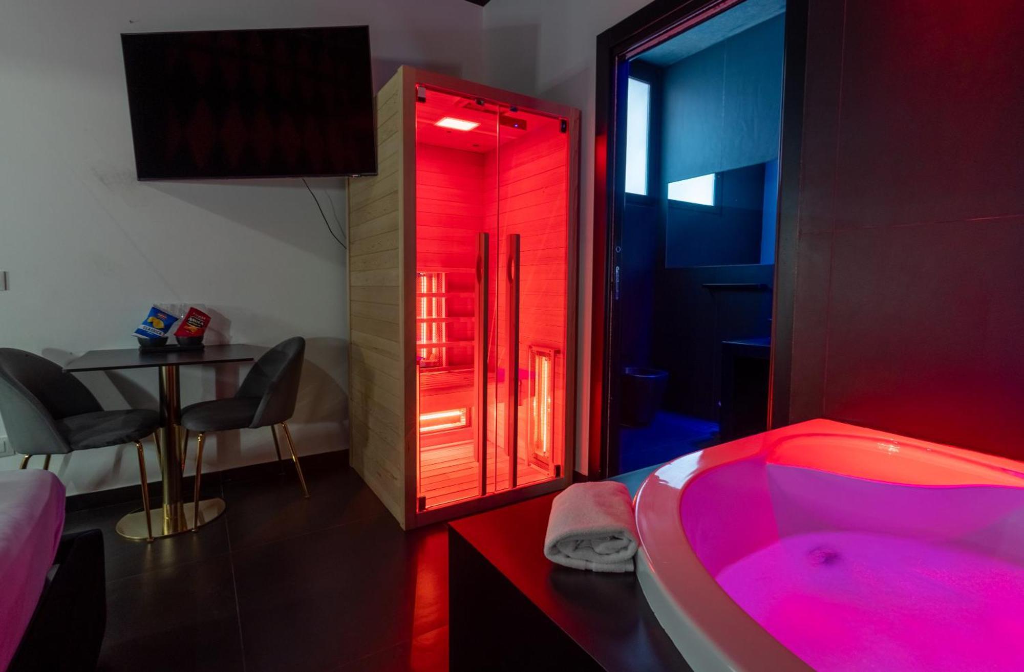 Maximum Hub Suite&Spa Palermo Eksteriør bilde